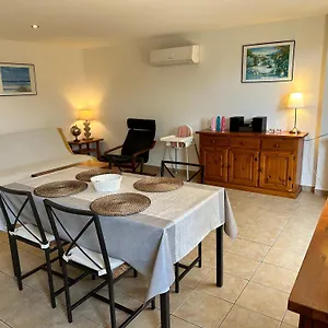 https://villa-les-pensees.fr-provencehotel.com